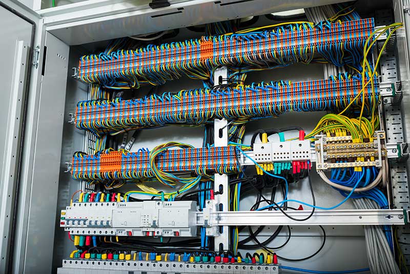 Ihr freundlicher Elektriker aus Kiel - Elektro-Montage Mohr